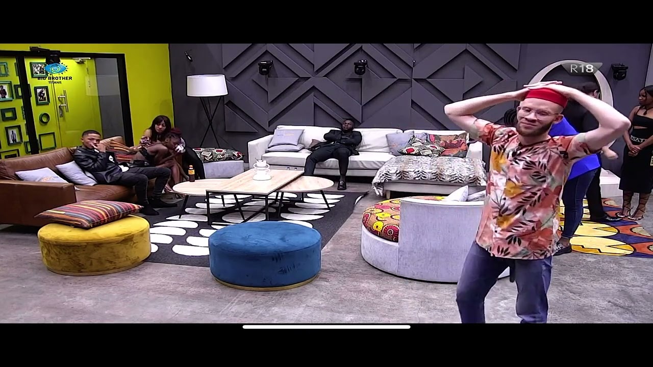 Yemi, Nelisa evicted from the bigbrother house. Khosi and Blue Aiva brokedown