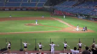 PC0011 20200902 , 二下 , 林承飛：二壘後方飛球落地形成一壘安打。
