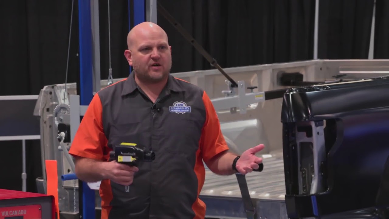 collision detection SEMA Show 2017 Exhibitor Spotlight: I-CAR Booth #10879