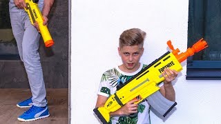 Я  против ПАПЫ. NERF - FORTNITE - REBOOT.  I'm against dad.