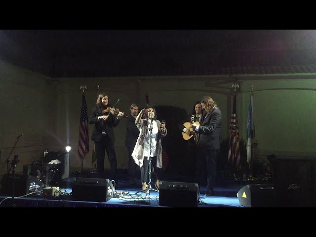 Sevara Nazarxon feat "Henhouse Prowlers" band - Qilpillama
