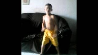 Menino Dançando Paredão Metralhadora