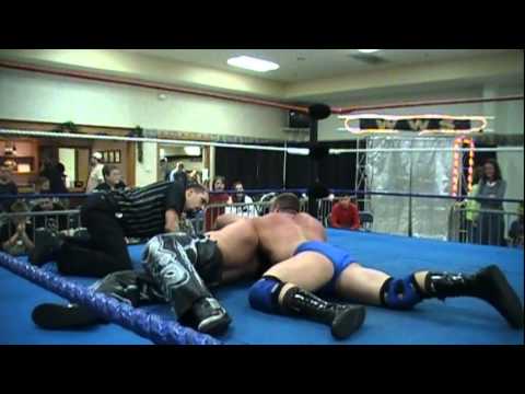 Danny Jaxx vs. Johnny Thundar