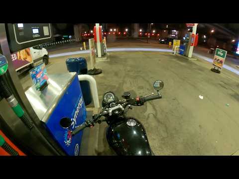 London. Chance of precipitation was zero. It rained anyway | Triumph Bonneville