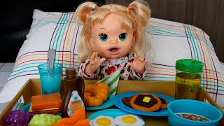 Rotina da manhã da Baby Alive Sophia com muitas comidinhas e divers...