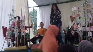Karine Wingi Dek Omah Pakde Misram