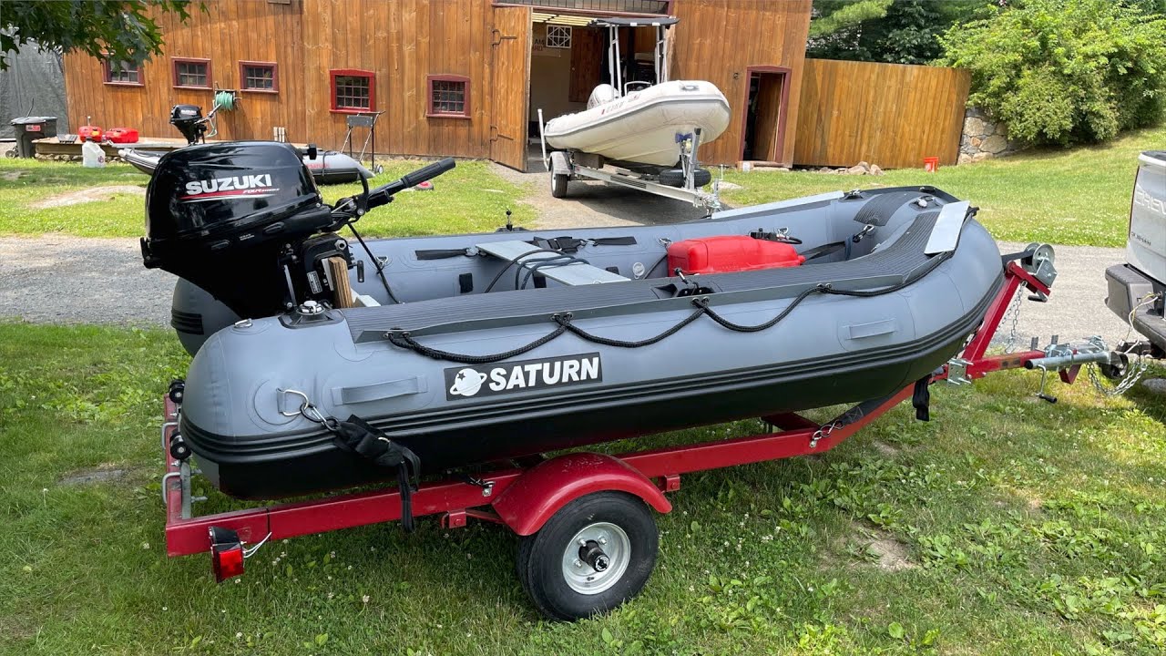 Saturn XHD330 Inflatable boat with Suzuki 20hp Jet 