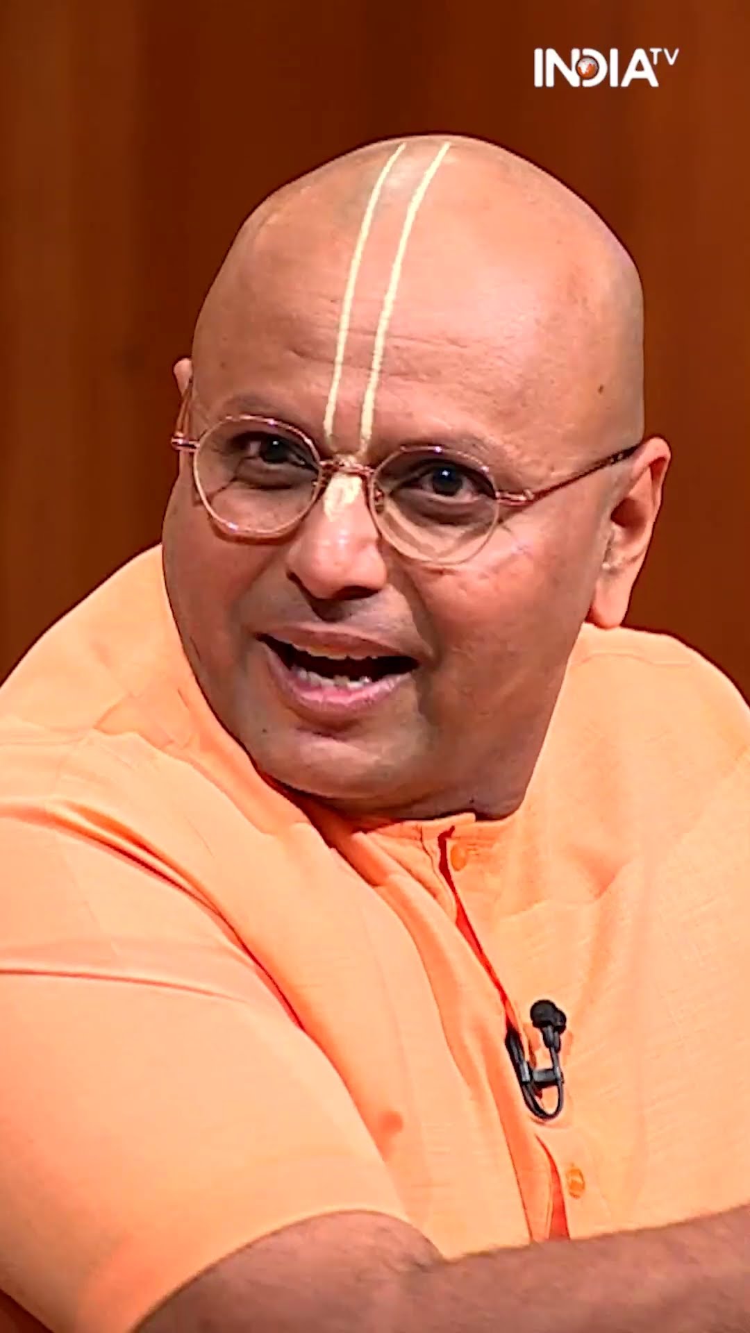 संत कैसे बनते हैं #gaurgopaldas ने बताया #aapkiadalat #rajatsharma #indiatv
