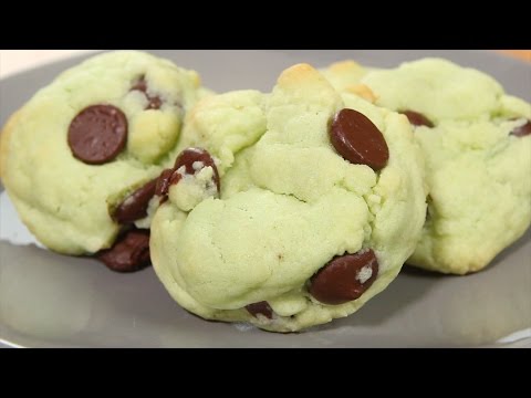 Mint Chocolate Chip Cookies