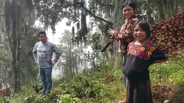 La dura vida de Juanita-trabajan...  con todos sus hermanitas-Esta la vida Real de Maria y sus Hijas