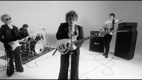 The Rions - Scumbag (Official Music Video)