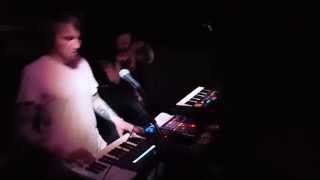 Its Everyone Else Concert Feelgood