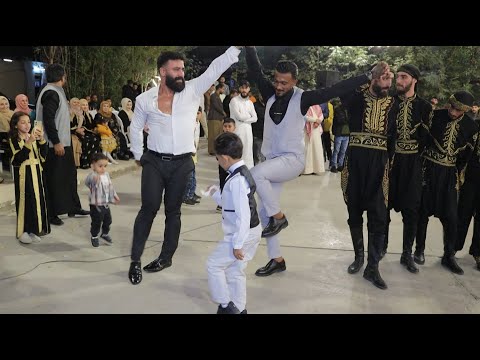 بس تكون عم تدبك ويوقف صبي صغير قدامك | تامر عقيل Tamer Akil