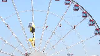 Greenpeace attempts to display banner on Hong Kong ferris wheel