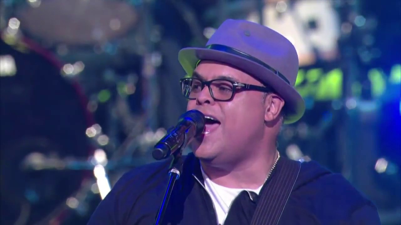 Israel Houghton Performs 'You Are Good' from Lakewood Church YouTube