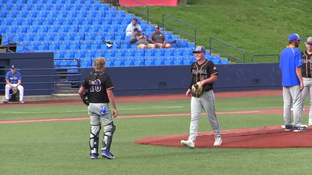 Fatima Comet Base 12 - Holden 3