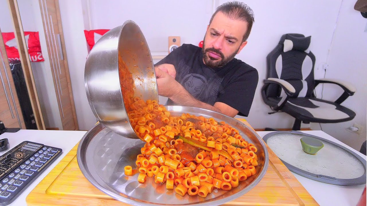 المبكبكة الليبية او كبسة المعكرونة باللحمة والفلفل Mbakbaka Eating Show Mukbang