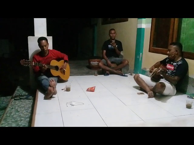 Bendera Setengah Tiang - Slank (live acoustic) class=