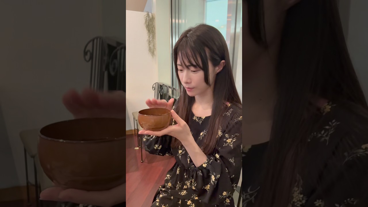 あつくないと思うじゃん　#misosoup #味噌汁 #vomiting