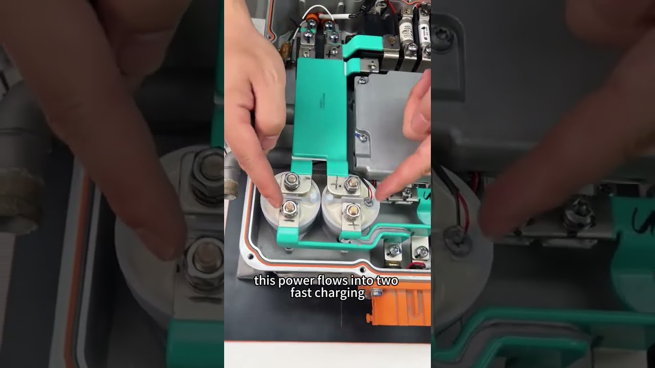 Internal structure of high voltage 4-in-1 module