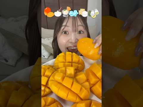 【ASMR】チャンピオンマンゴー🥭濃厚な完熟マンゴーでこれはもはや飲み物‼️超絶甘くて無限に食べられそうだった🤤🧡#爆食 #モッパン #咀嚼音 #asmr #mukbang