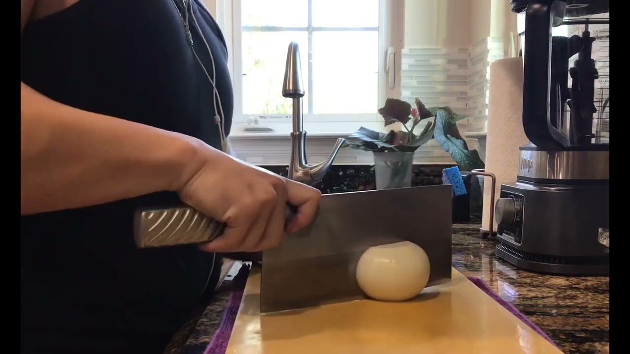 Sugimoto #6 vs Tojiro F-631 VG-10 Chinese cleaver onion dice