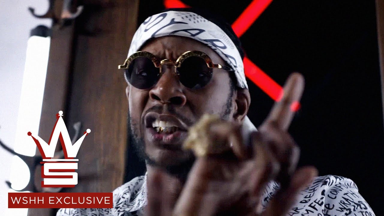 DJ Holiday & 2 Chainz "Wassup Wid It" (WSHH Exclusive - Official Music Video) - Watch the official music video for "Wassup Wid It" by DJ Holiday & 2 Chainz.