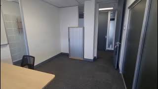 Move-In Ready 24m² Serviced Office For Rent in Hyde Park