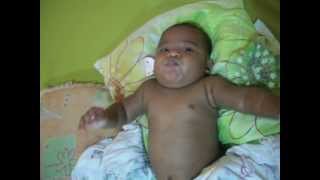 Bebe Trelosa Fazendo Besouro