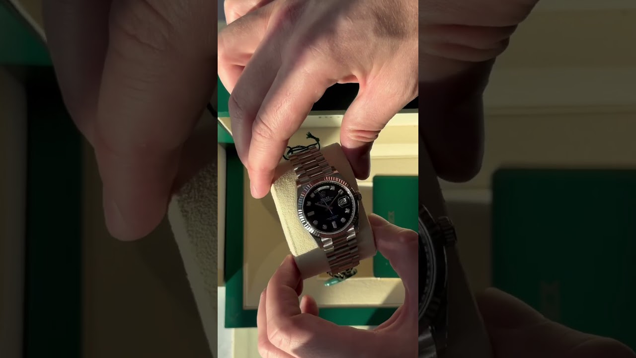 Rolex Day-Date 36 Automatic Blue Diamond Dial 18kt White Gold President Watch 