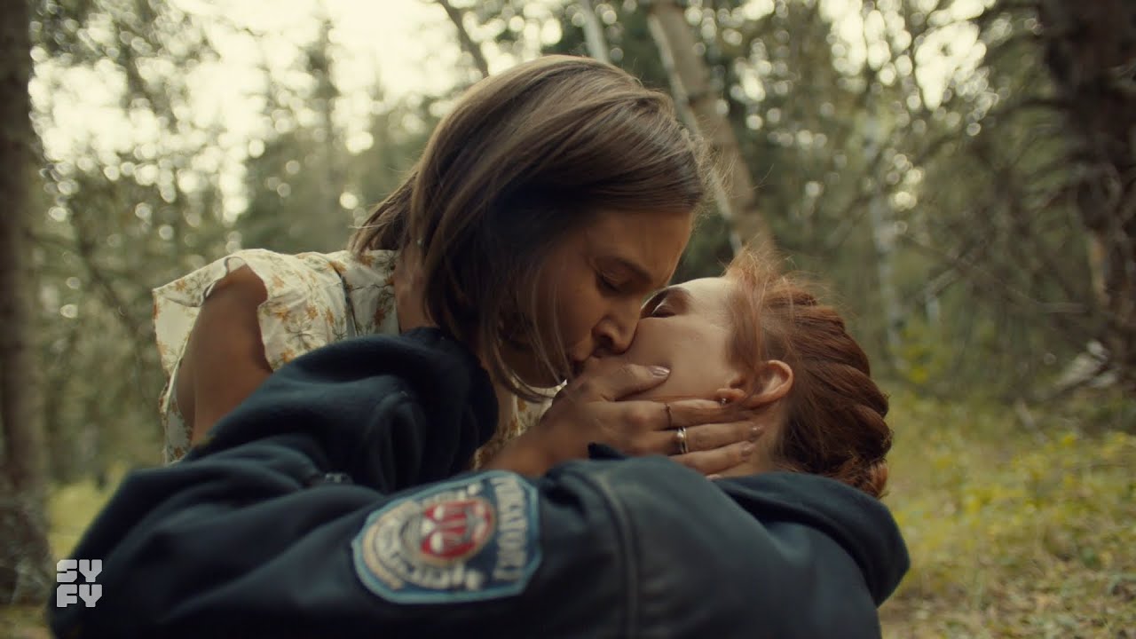 Love & Kisses 199 (Lesbian MV) - YouTube