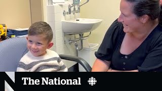 #TheMoment a boy with cochlear implants reacted to his mom's voice