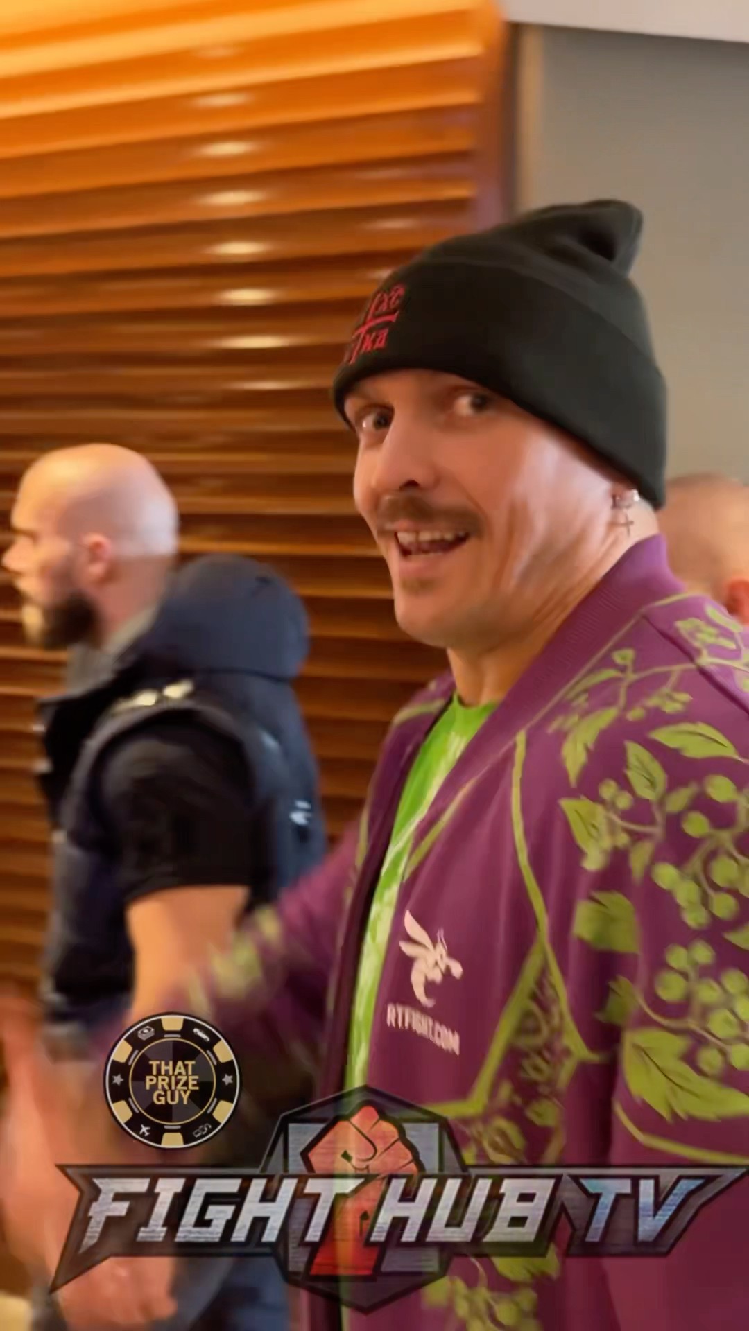 Oleksandr Usyk relaxed \u0026 all smiles ahead of rematch with Tyson Fury!