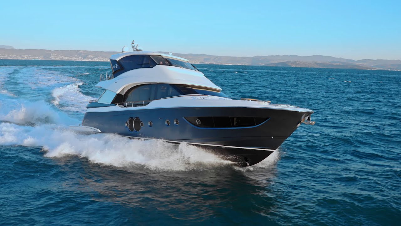 A New Sense of Well Being on board the MCY 70 Skylounge