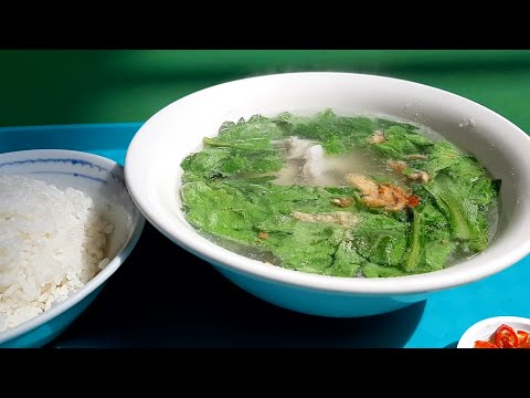 Maxwell Food Centre. Yi Jia Teochew Fish Porridge Fish Soup. My Favourite Sliced Fish Soup here