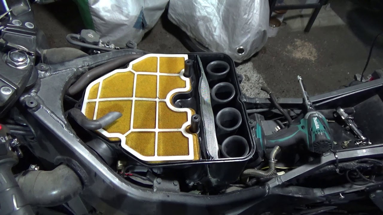 バイク整備：プラグ交換：ZZR400 - YouTube