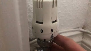 Thermostatic radiator valve stuck. TRV cold radiator fix.