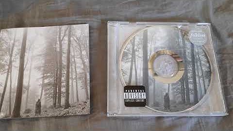 Taylor Swift Folklore "In The Trees" Deluxe CD Unboxing