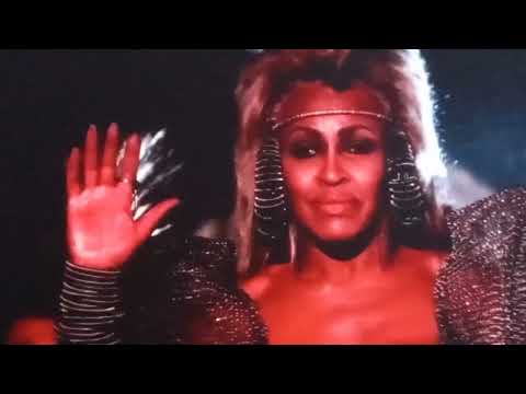 Mad Max: Tina Turner - We Don't Need Another Hero 1985