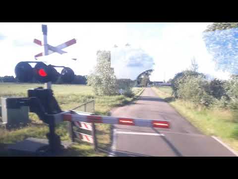 Door Nederland 106: Sneltrein Zutphen - Apeldoorn | Arriva GTW 255