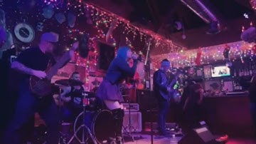 Lab Rats (Live Music Video)