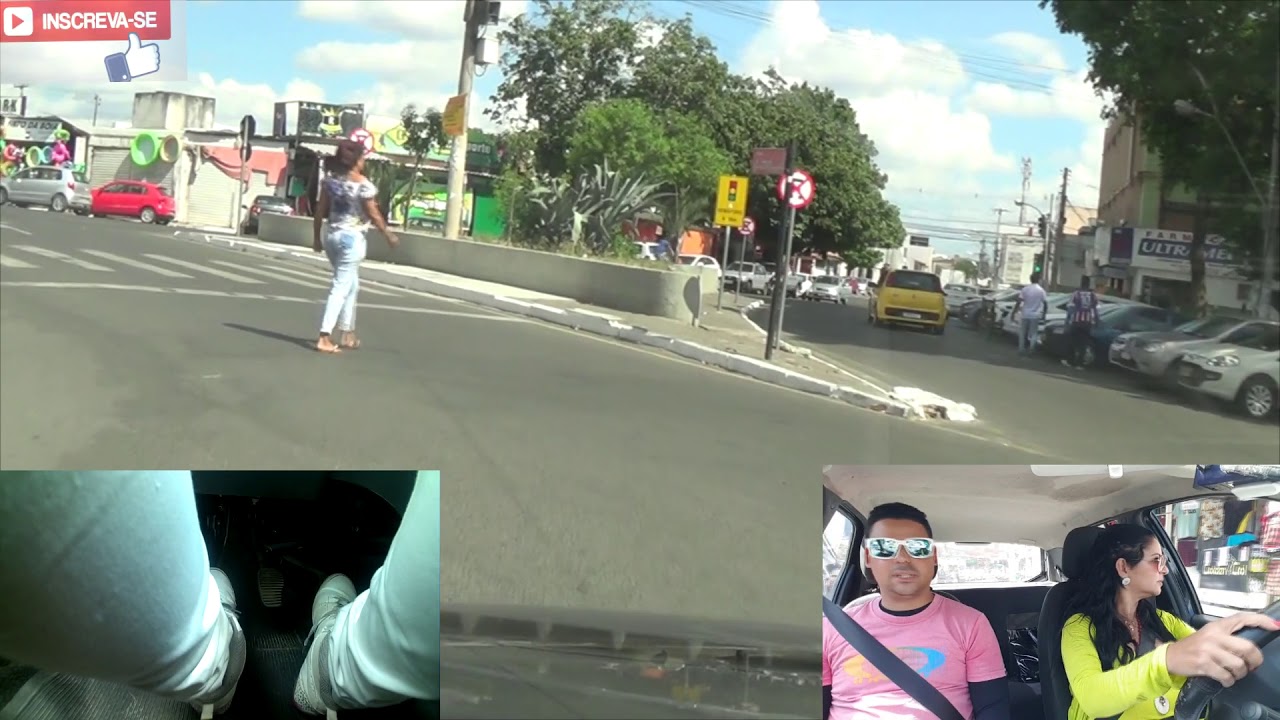 aluna dirigindo no transito da india - YouTube