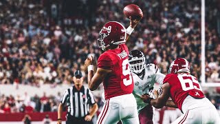 Bryce Young had all day to throw a Touchdown Pass to JoJo Earle