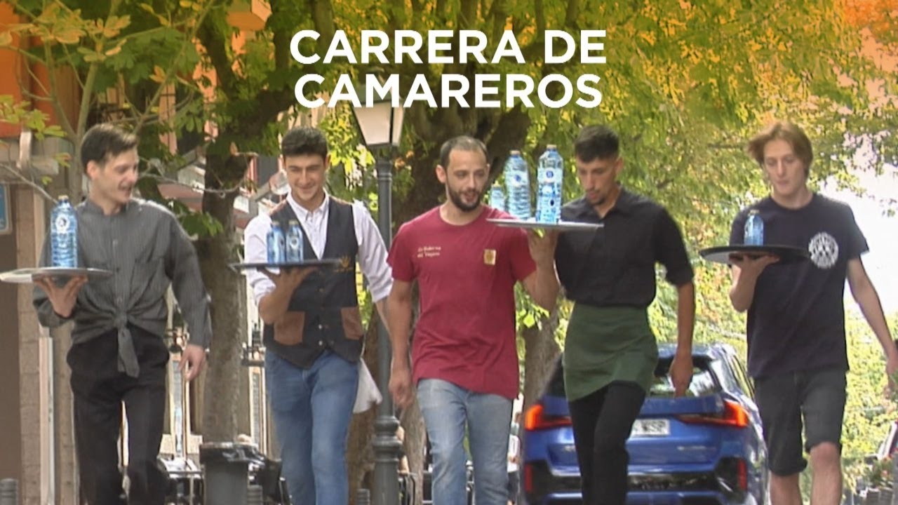 Las Fiestas Patronales de San Lorenzo de El Escorial recuperan la divertida Carrera de Camareros