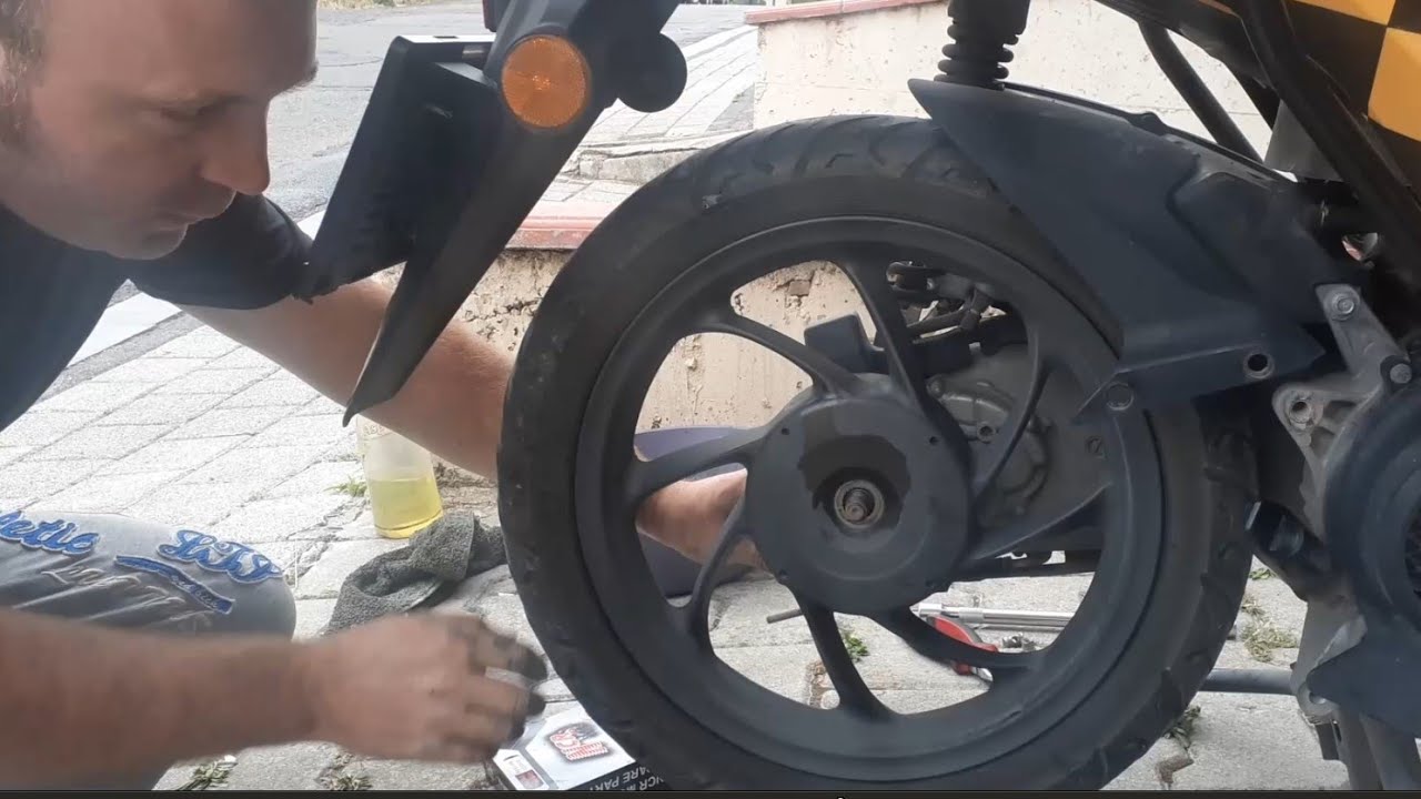 Honda Dio Arka Balata Değişim