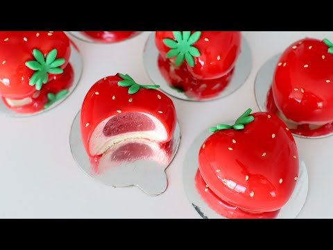 Strawberry mini cake! Easier than you think.     .   !