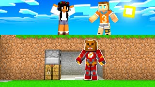 Minecraft Speedrunners VS 4 Hunters (The FLASH)