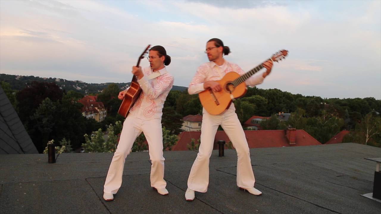 DIE GUITARREROS RUMBALERO YouTube