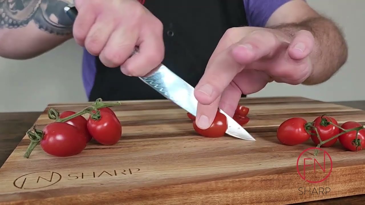 Keep a tomato chopper machine in your kitchen for smooth chopping of  tomatoes.