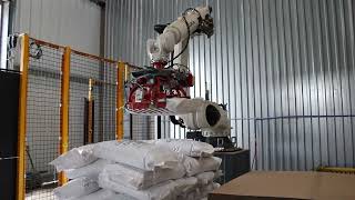 Custom KUKA Palletizing Cell